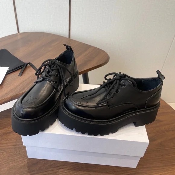 Celine Black Chunky Lace-Up Loafers - Picture 4 of 5